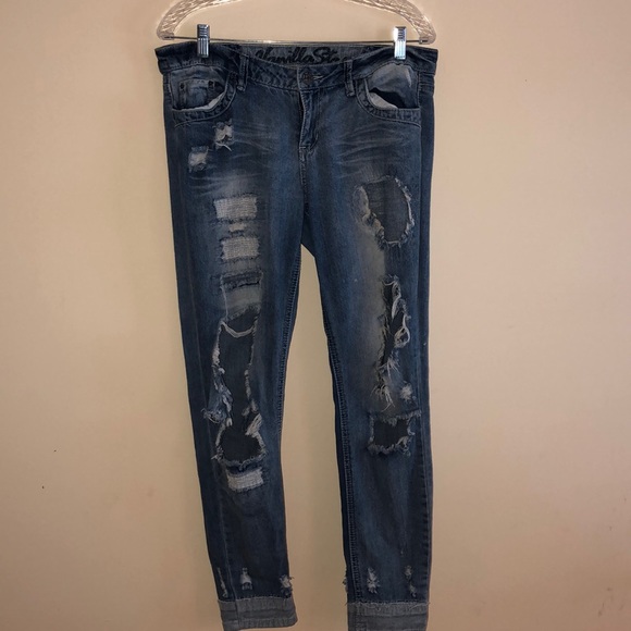 Distressed Jeans - Picture 1 of 2